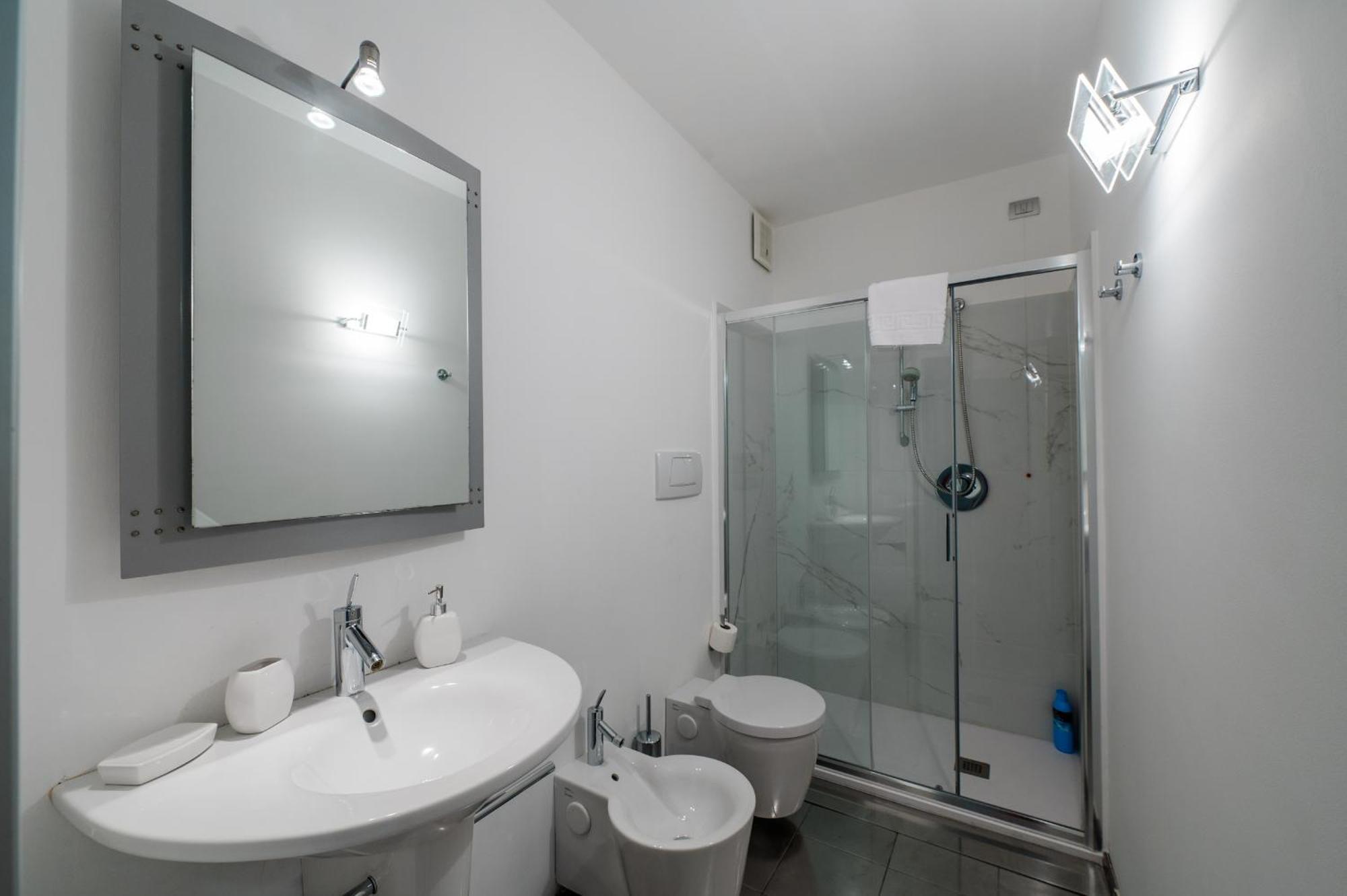 P&P Luxury Apartment Bergamo Bagian luar foto