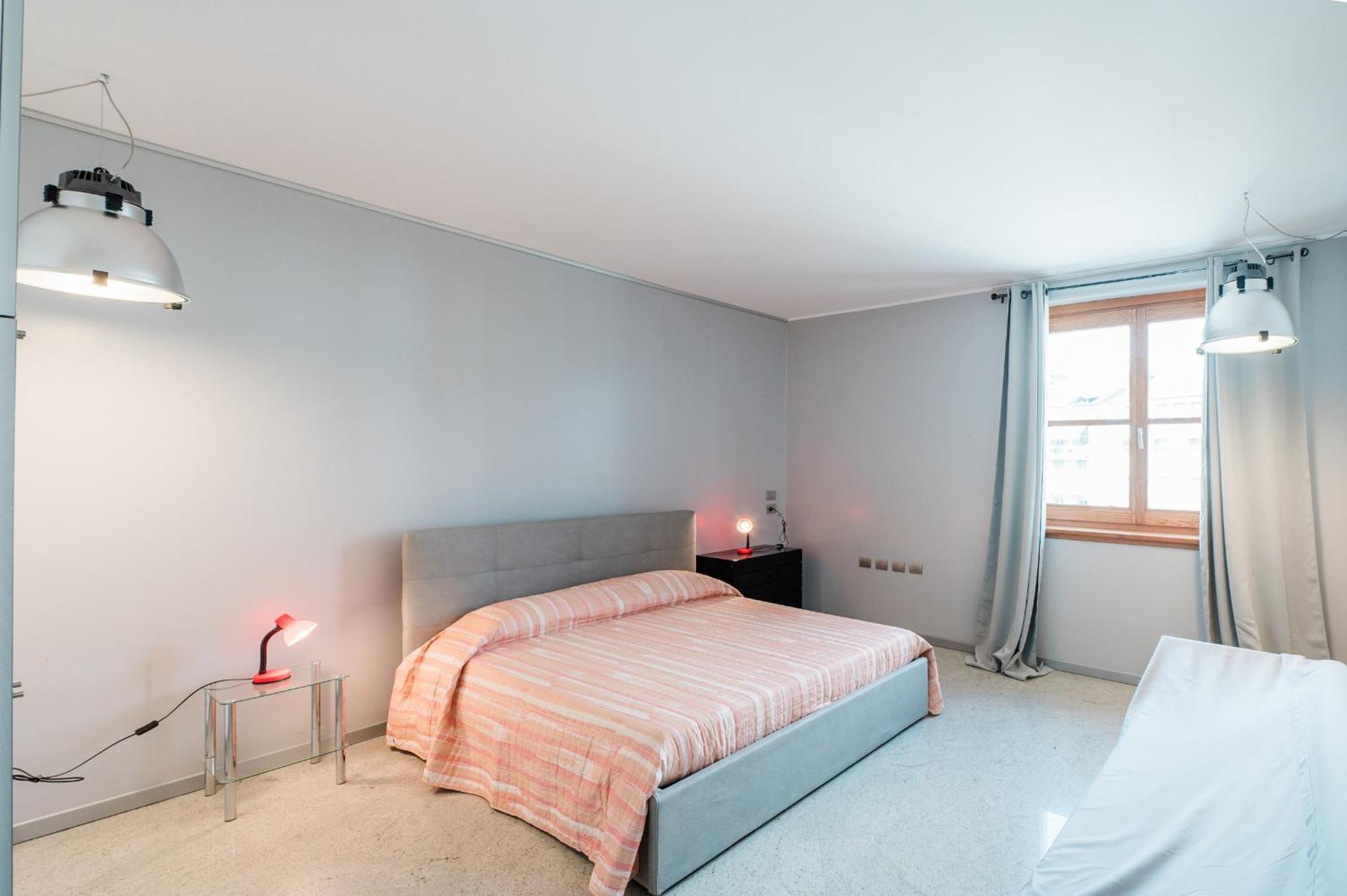 P&P Luxury Apartment Bergamo Bagian luar foto